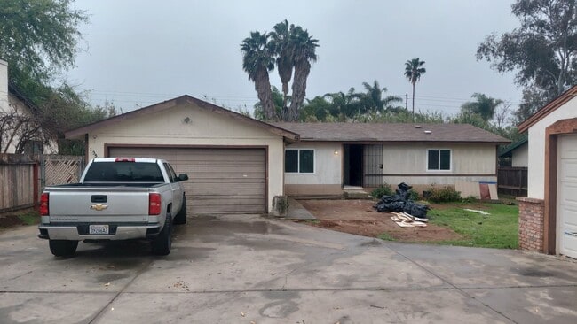 Building Photo - 1357-59 Marline Ave Unit 1359 Marline Avenue