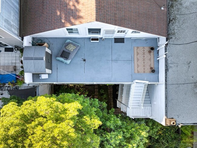 Photo - 235 Mississippi St Unit B