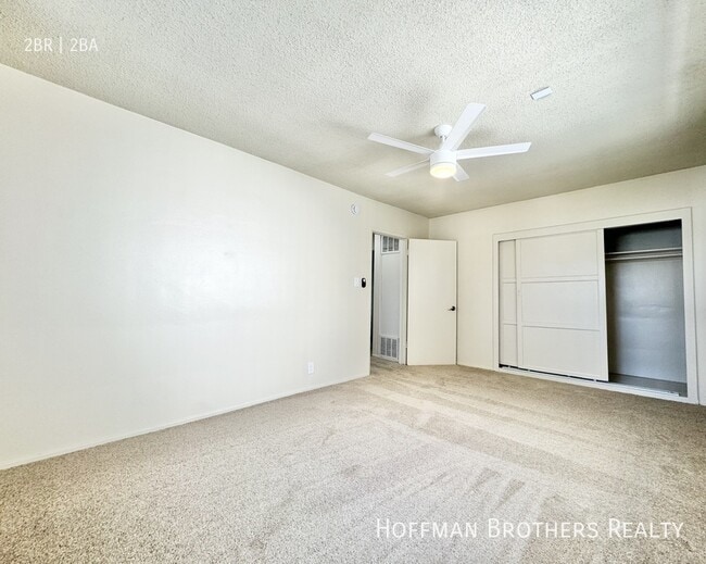 Photo - 1540 Laurel Ave Unidad 4