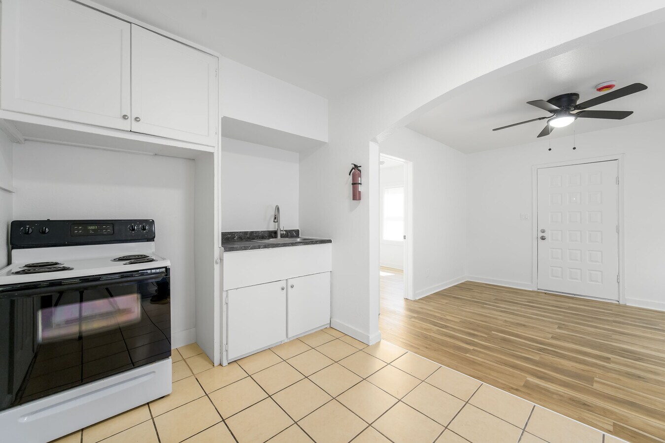 Photo - 826 N Oliver St Unit 1