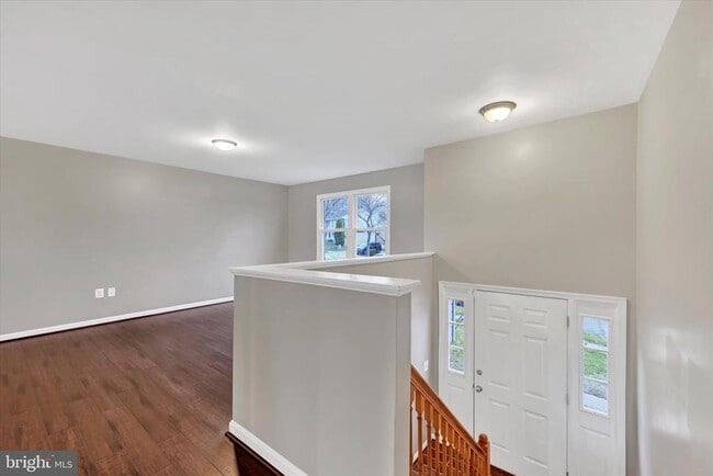 Photo - 1508 Lochaber Ct