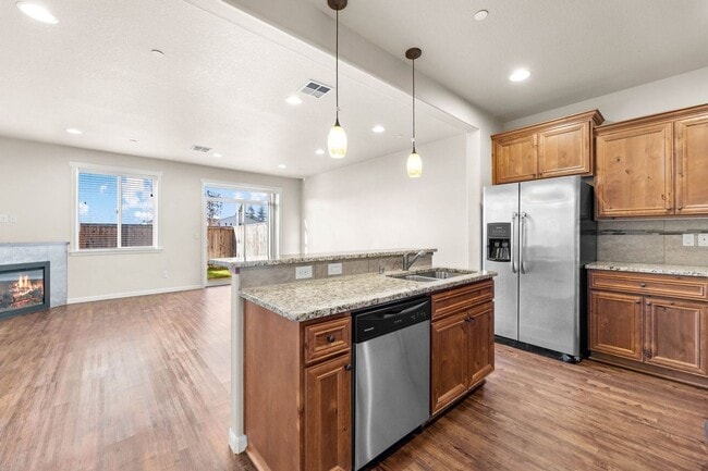 Photo - Luxury Townhome in Ridgefield