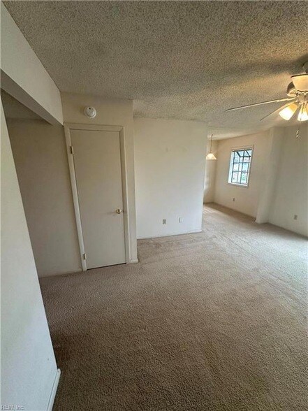 Photo - 4797 Dadson Ct Unit 202