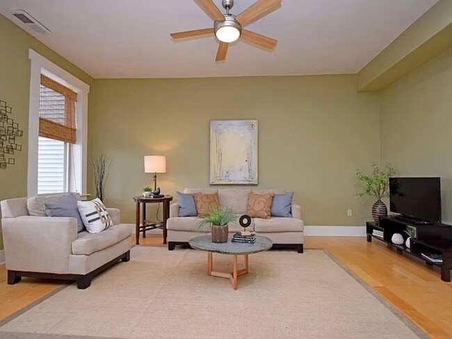 Photo - 69 Mulberry St Unit #1