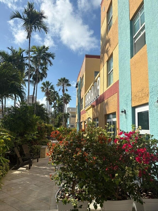 Photo - 1308 Drexel Ave Unit 112