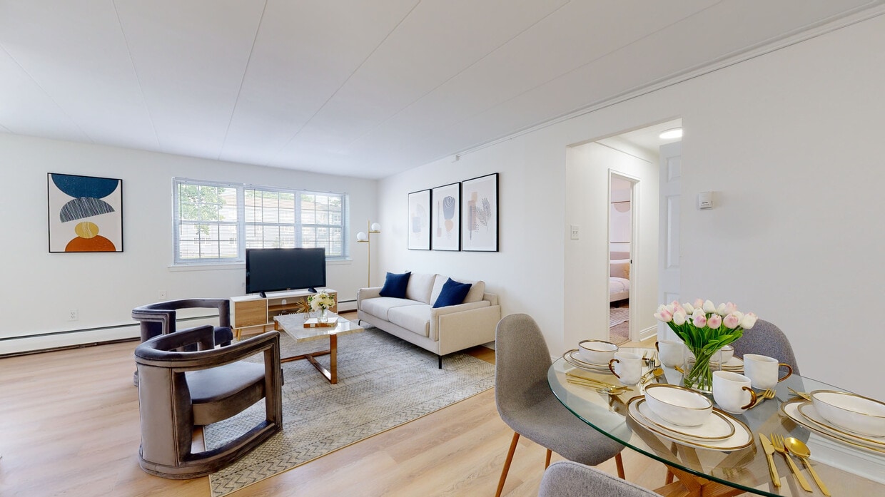 Photo - Chestnut Hill Village Apartments