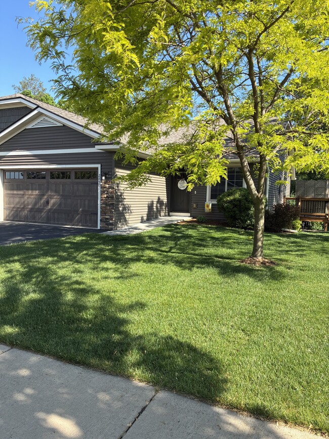 Photo - 2850 Swallowtail Ct