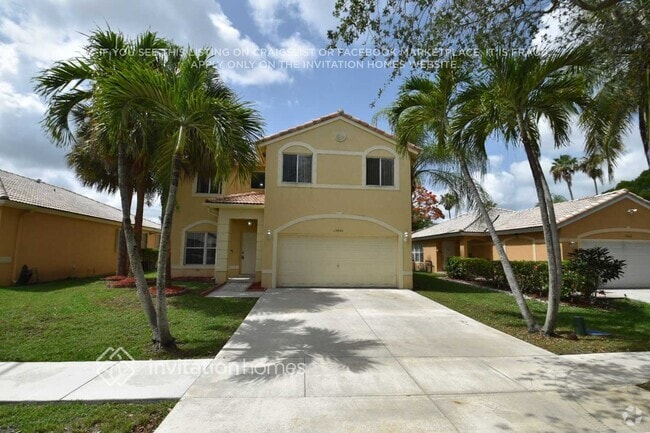 Building Photo - 13440 SW 24th St Rental