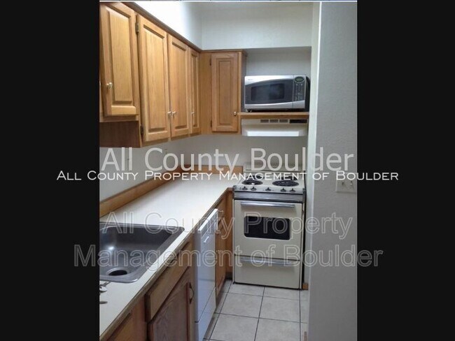 Photo - 1825 Marine St Condo Unit #17