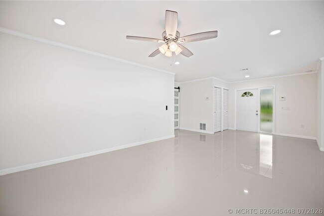Photo - 561 SW 168th Terrace