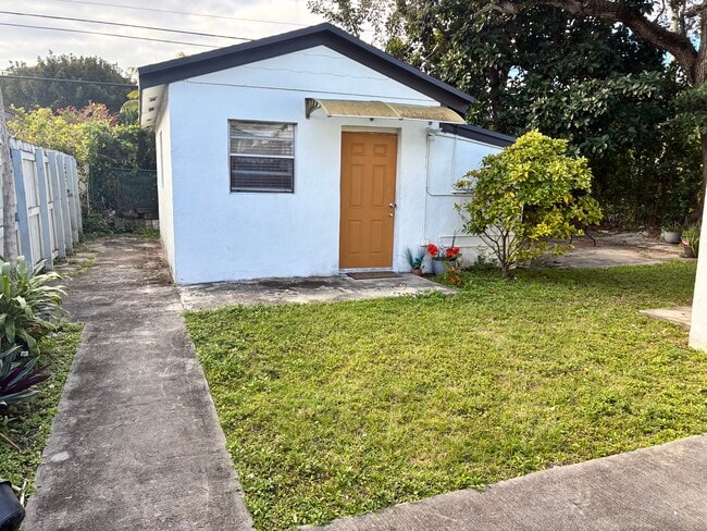 Photo - 6334 SW 35th St