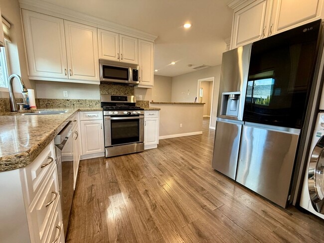 Cottage Home in Normal Heights! Convenient... - Cottage Home in Normal Heights! Convenient... Unit 4641 Wilson Avenue