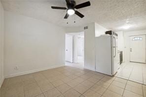 Photo - 324 Brooks Ave SW Unidad A