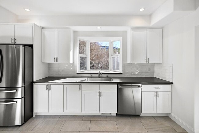 Photo - 3817 Naughton Ave