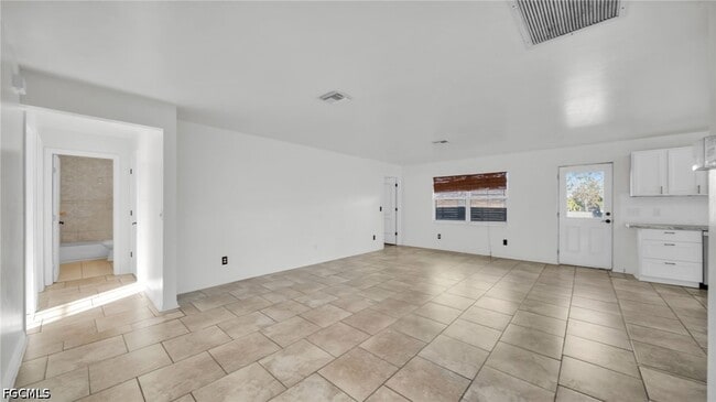 Photo - 918 Acroft Ave