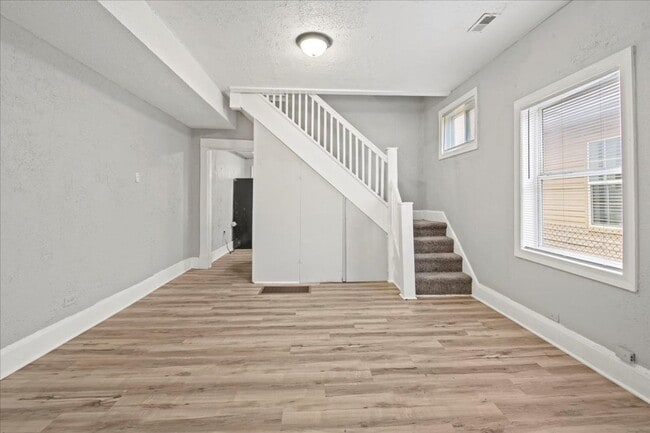 Photo - 1132 N Rural St