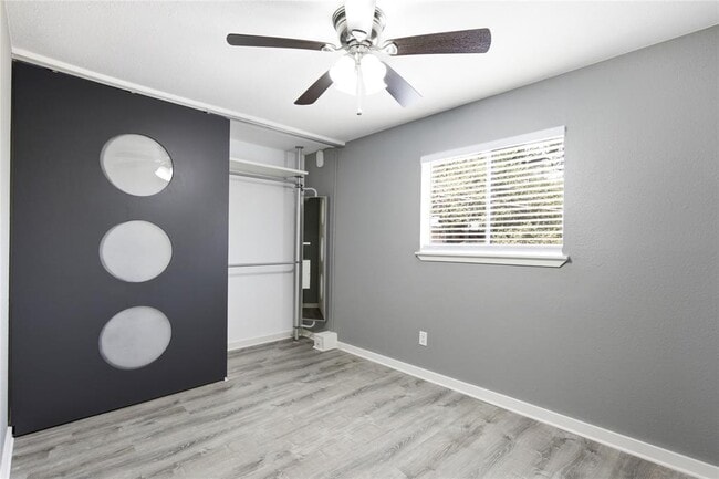 Photo - 2302 East Side Dr Unit 18