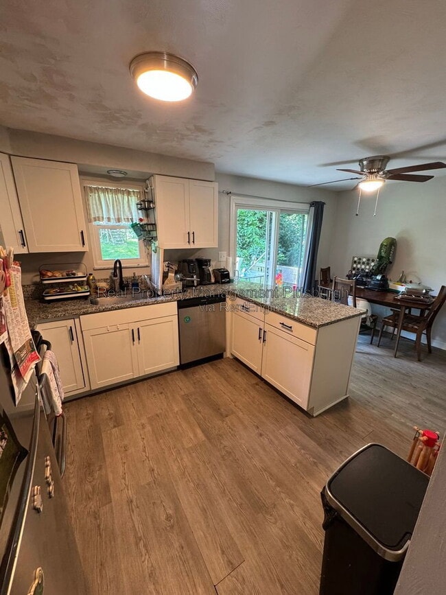 Photo - 90 Walker Rd