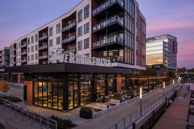 Bridgewater Exterior - Tribute Apartments at R1VER