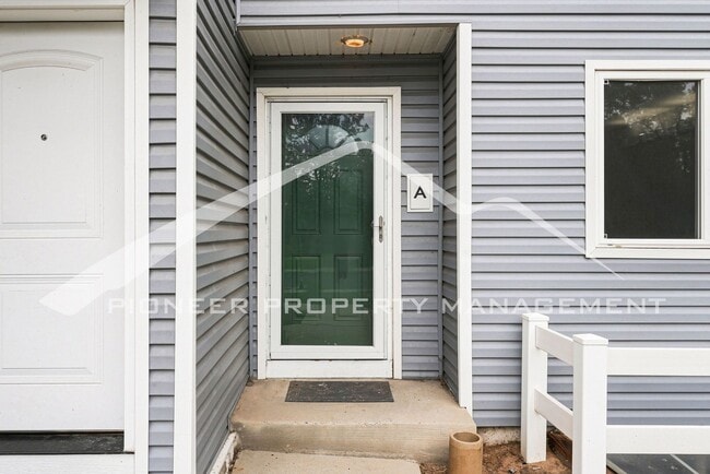 Photo - 7885 Barbara Ann Dr