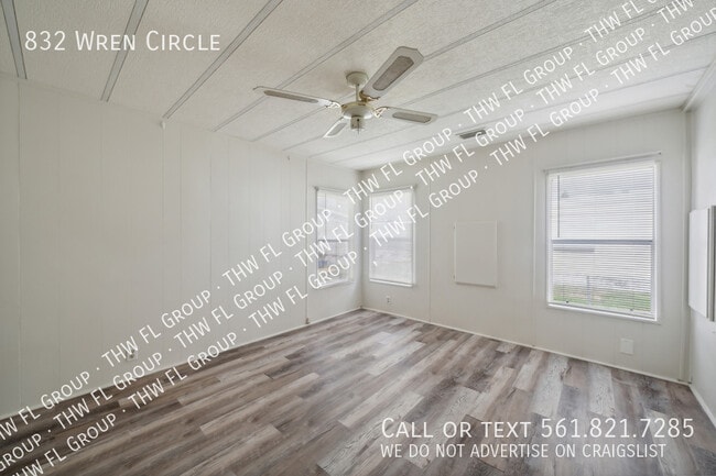 Photo - 832 Wren Cir