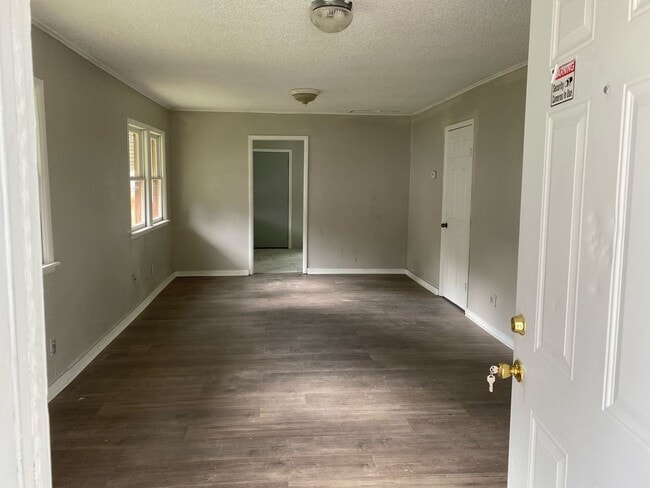 Photo - Beautiful Home Close to Sand Springs!