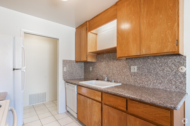 1BR, 1BA - One Bedroom