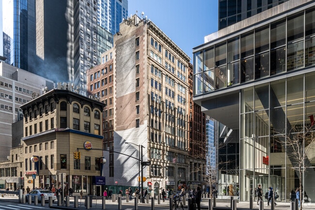 Photo - 114 Liberty St