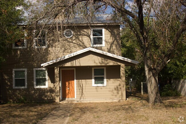 Building Photo - 2100 E Stassney Ln Rental