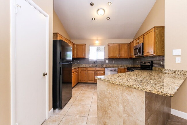 Photo - 7352 W Morrow Dr