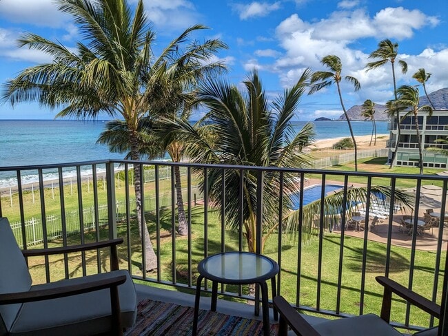 Maili Cove - One Bedroom - Maili Cove - One Bedroom Condo Unit 303