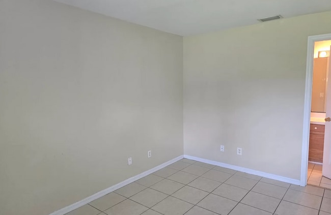 Photo - 4642 Golfview Blvd Unit 4642