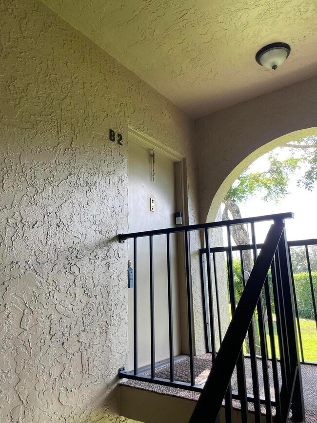 Photo - 516 Shady Pine Way Unit B2