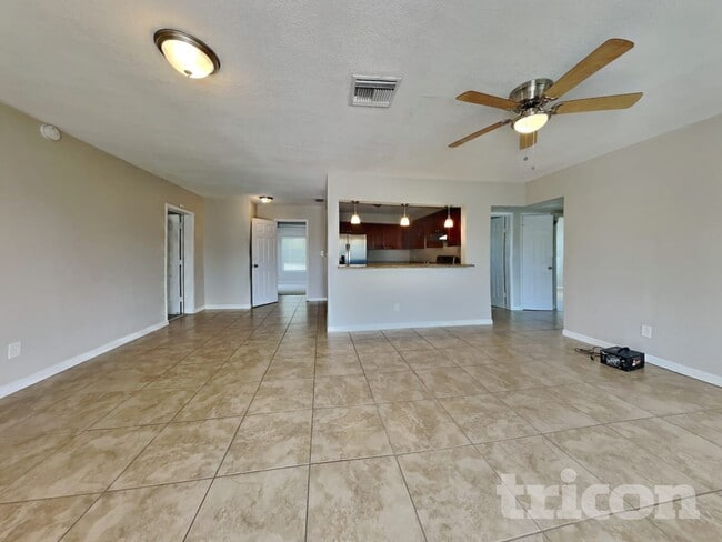 1253 Jasmine Way