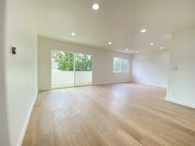 Photo - 1489 S Canfield Ave Unidad 301A