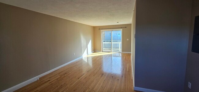 Photo - 41 Beatrice St Unit D