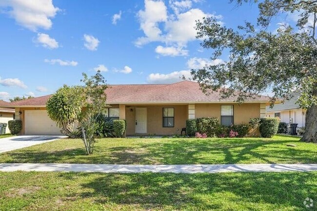 Building Photo - 1800 Wisteria St Rental