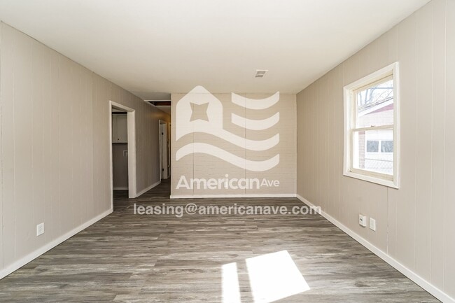 Photo - 905 Clement St