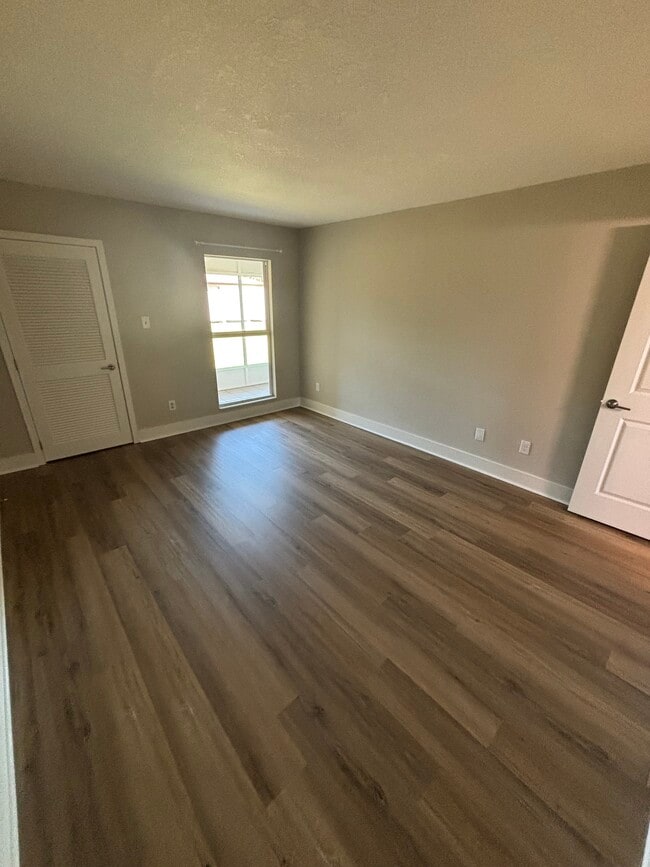 Photo - 4956 Harbor Villa Ln Unit 105