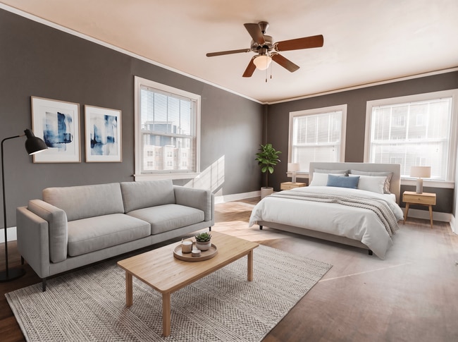 Building Photo - Edwards on Fifth