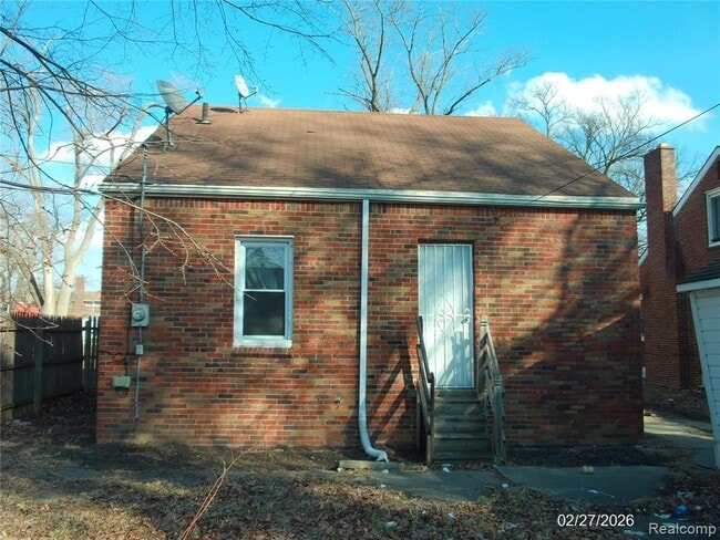 Photo - 15107 Whitcomb