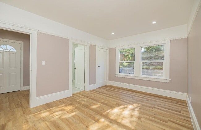 Photo - 315 Peoria St