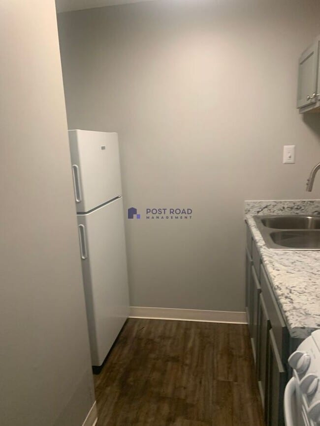 Photo - 2800 S Osage Ave Unidad 102