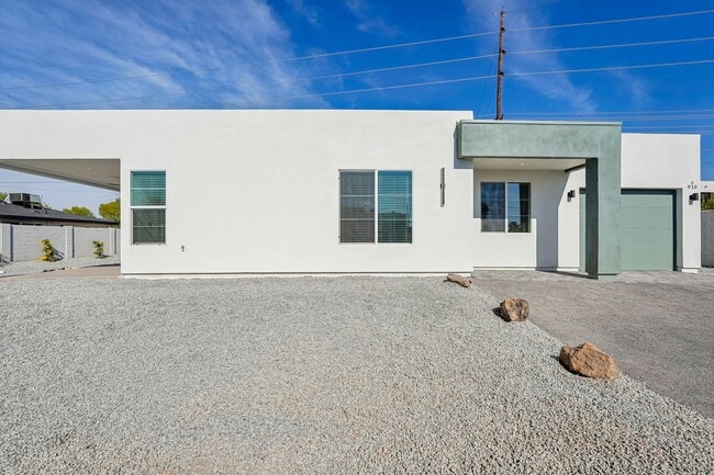 Photo - 910 E Roma Ave