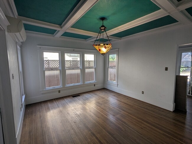 Dining Room - 4526 Reiger Ave