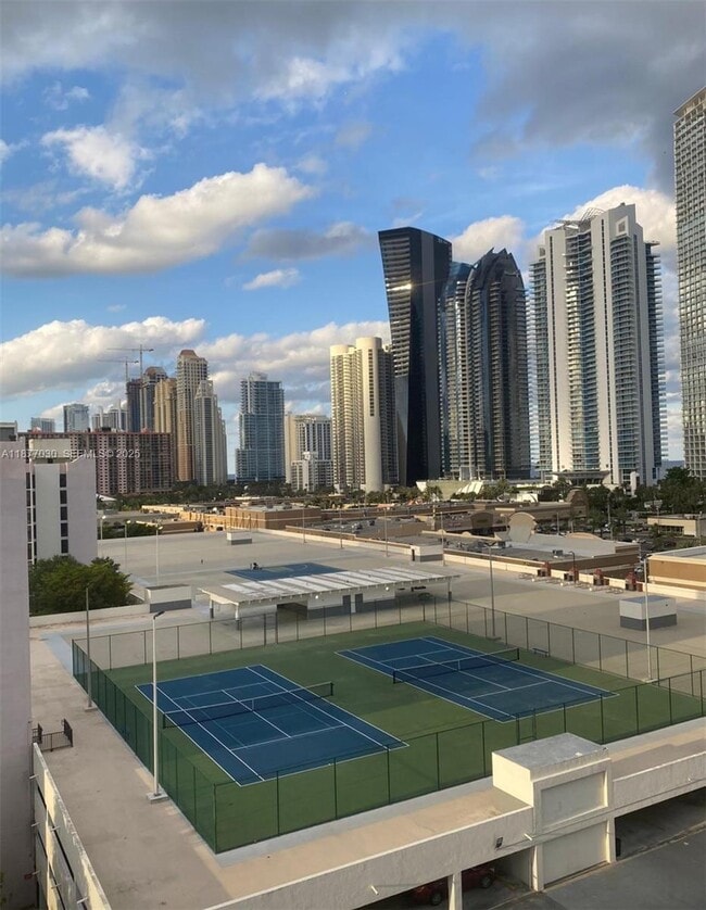 Building Photo - 16909 N Bay Rd Unit 1009