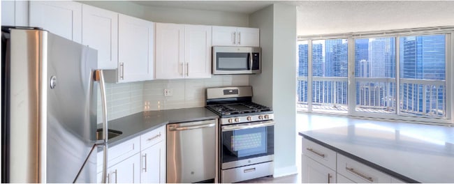 Photo - 538 N State St