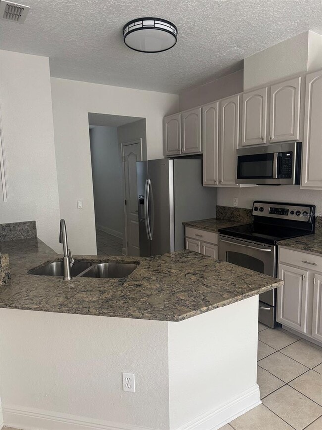 Photo - 12976 Borland St