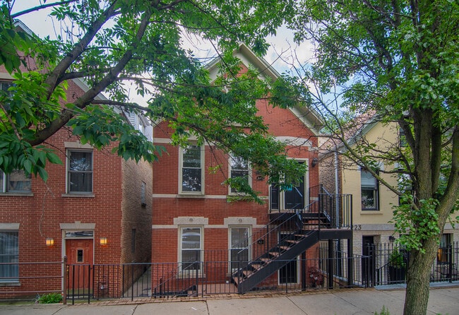 Building Photo - 2221 W Charleston St Unit 1 Rental
