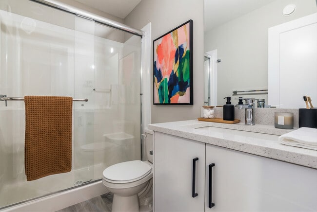 Photo - 10426 148 St NW